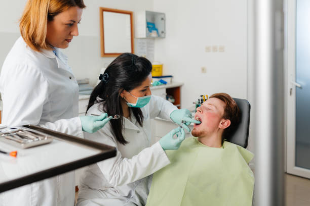 Best Dentist for Tooth Abscess  in Pigeon Forge, TN